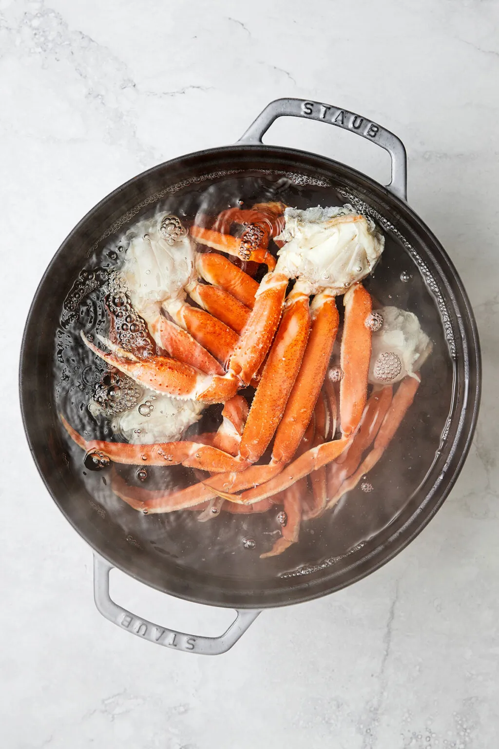 Cooking frozen snow crab legs without thawing