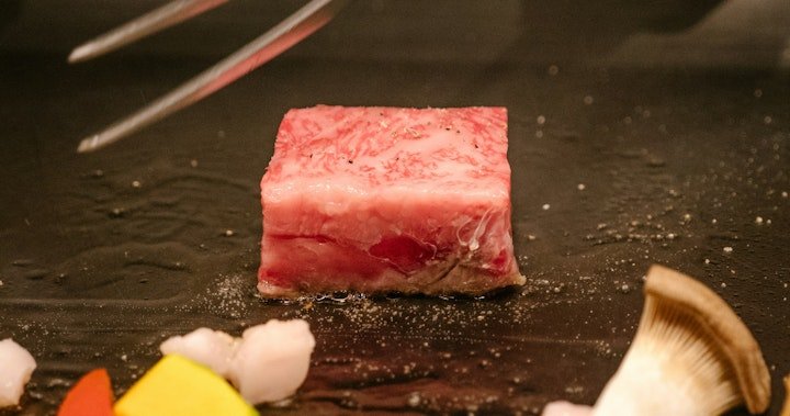 cooking kobe beef