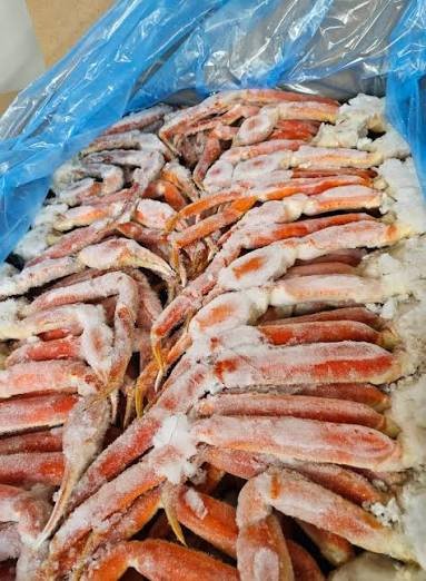 30-lb-box-of-snow-crab-legs